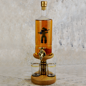 Hunter Figure Tap & 2 Glasses Whisky Decanter - 350ml (Stylish Whisky) 40%