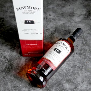 Bowmore 15 Year Old - 70cl 43%