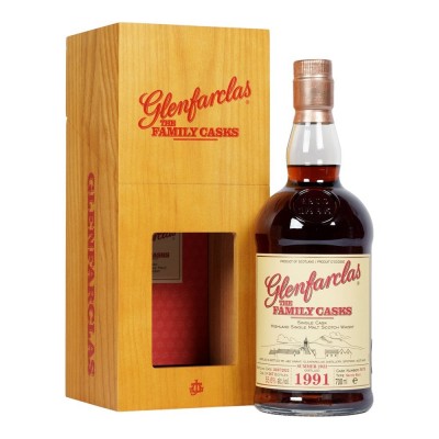 Glenfarclas 31 Year Old 1991 Family Casks Release S22 Cask #5679 - 55.6% 70cl